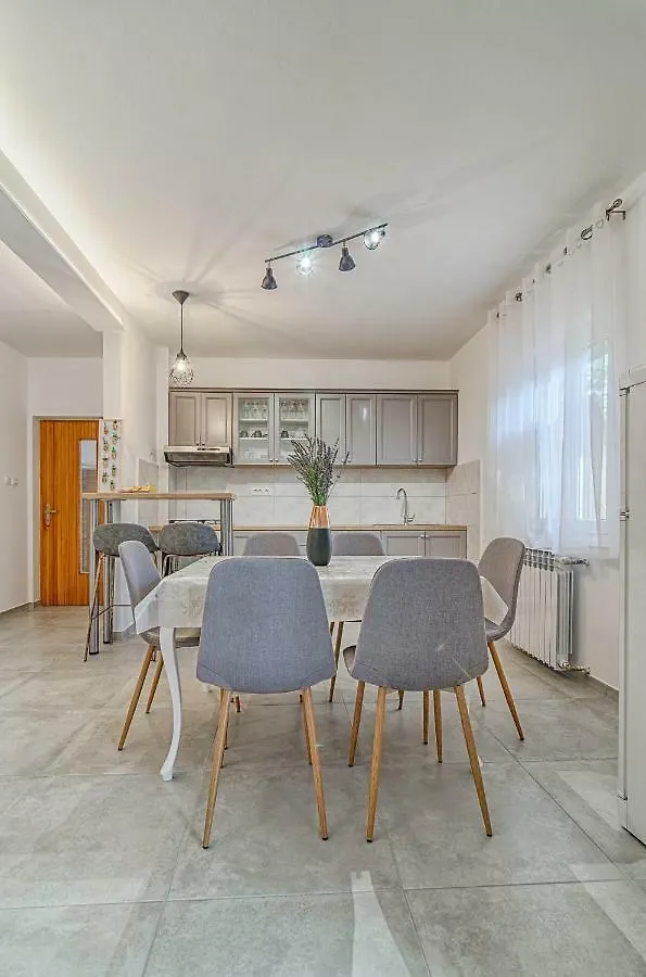 Apartments Prodan Fazana Croatia