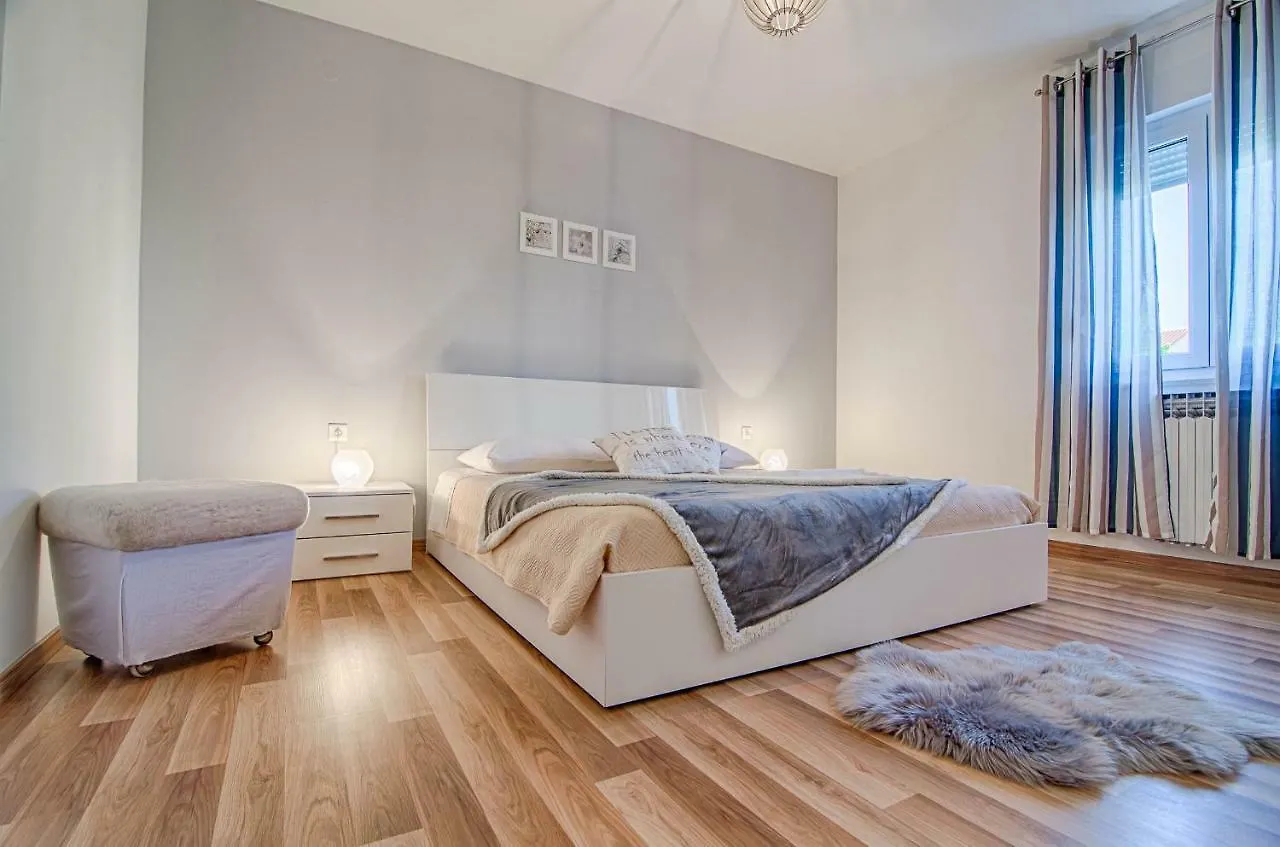 Apartments Prodan Fazana